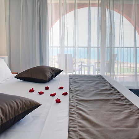 Lighthouse Golf & Spa Hotel Balçık Dış mekan fotoğraf A bedroom at the hotel