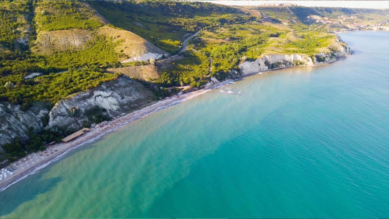 Lighthouse Golf & Spa Hotel Balçık Dış mekan fotoğraf Aerial view of the bay