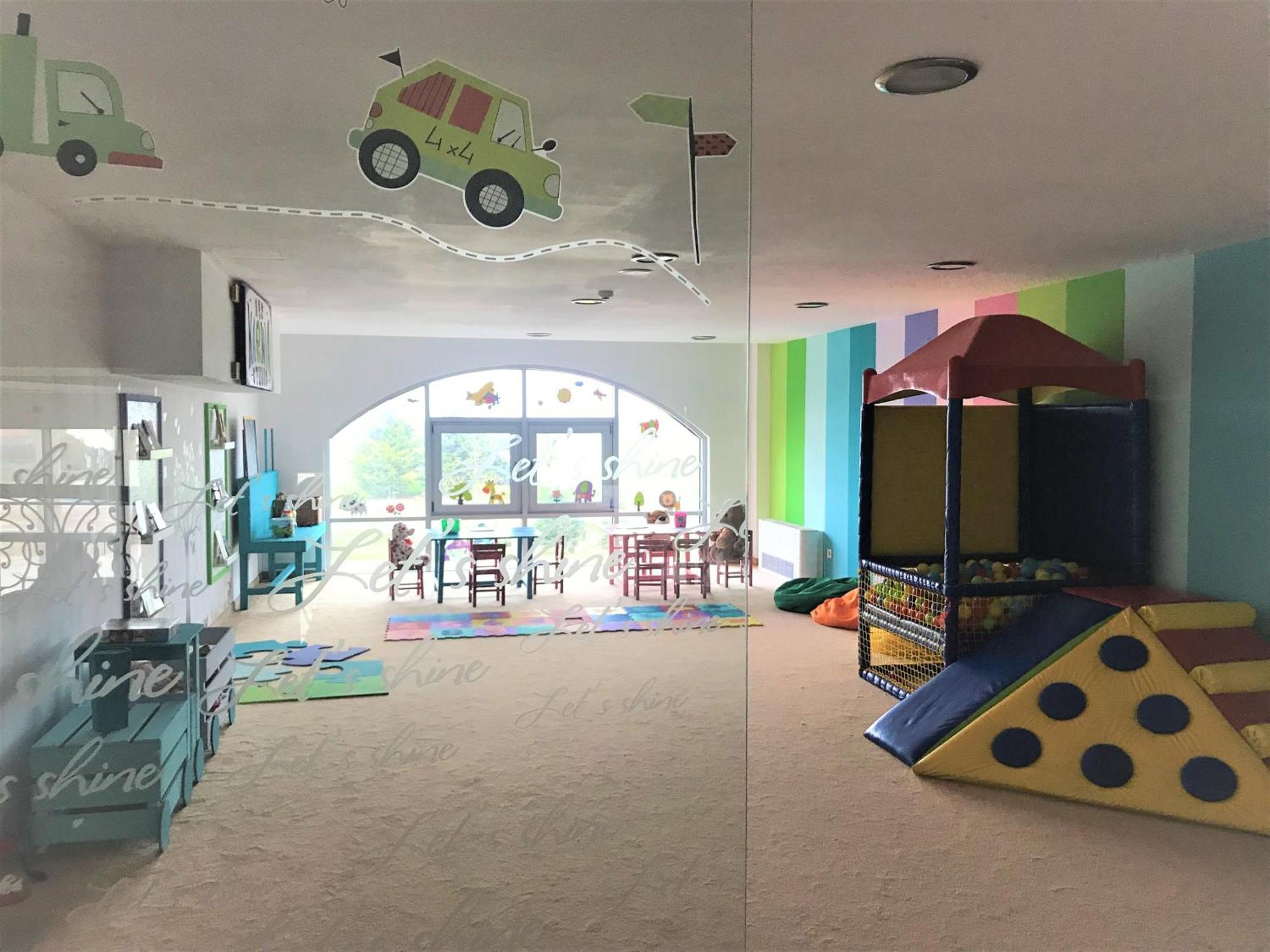 Lighthouse Golf & Spa Hotel Balçık Dış mekan fotoğraf The interior of a typical nursery